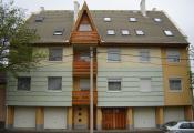  - 9 lak�sos t�rsash�z, Szolnok, Konstantin �t 59.(2004)