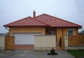  - Csal�di h�z, Szolnok, V�rosmajor �t (2005)